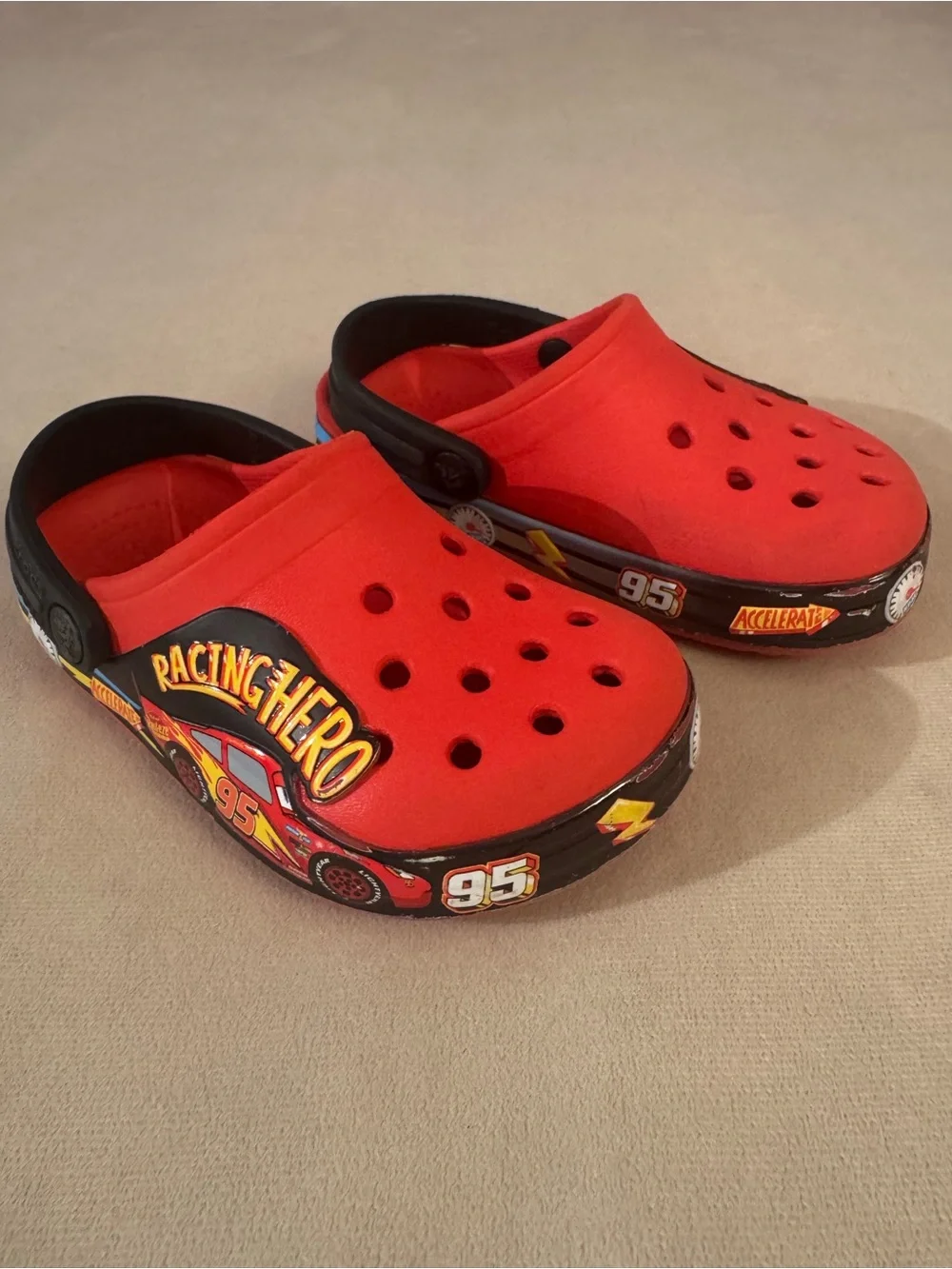 Toddler 8C Lightening McQueen Crocs